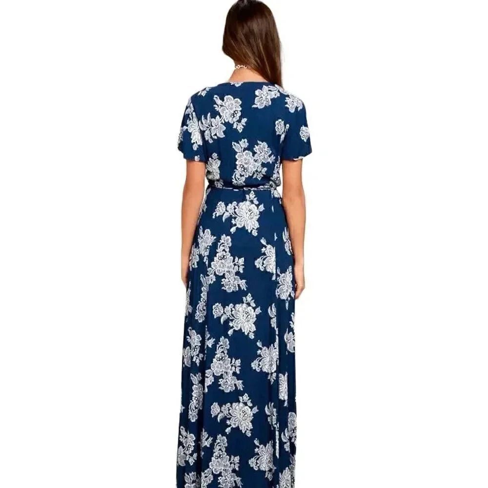 Lulu's Midnight Blue and White Floral Maxi Dress - Picture 3 of 14